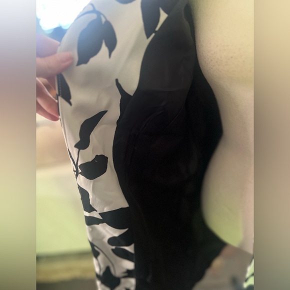 Kasper - gorgeous b&w floral print long blazer - Picture 7 of 11